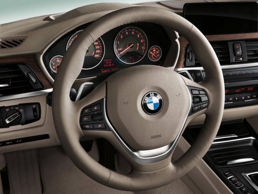  BMW 3-Series 2012 года  (фото 61 из 191)